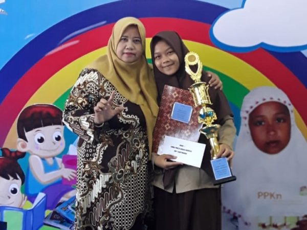 Juara 1 Pidato Bahasa Inggris